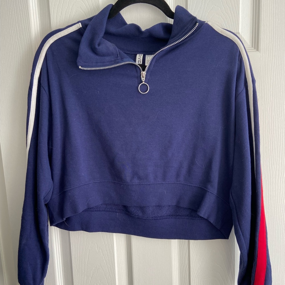 Cropped quarter zip